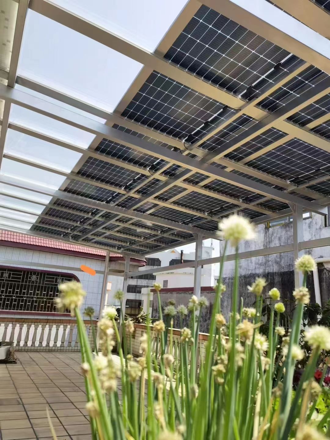 黔南别墅家用屋顶太阳能发电系统安装